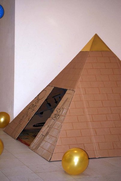 Пирамида поделка