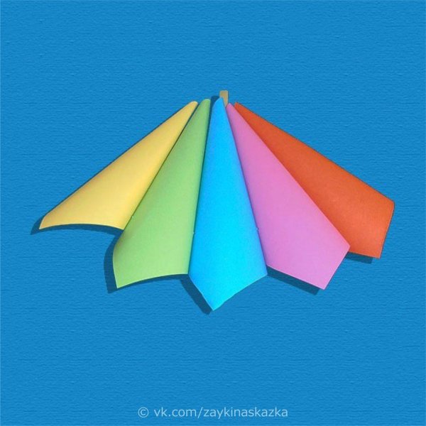 Зонтик из цветной бумаги объёмные