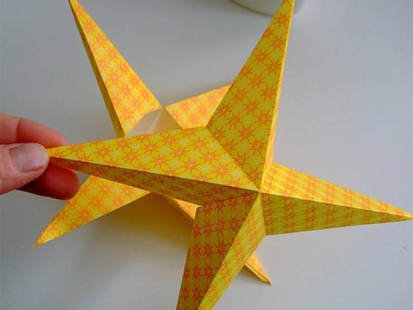 Оригами из бумаги звезда объемная четырехконечная