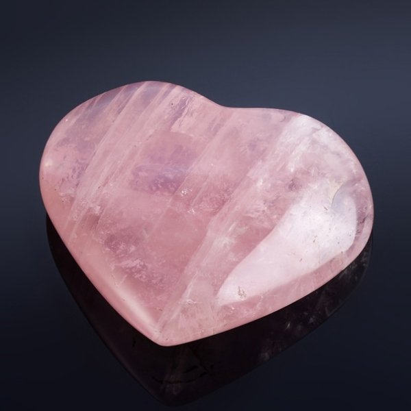 Камень любви розовый кварц