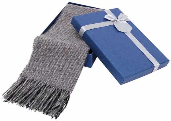 Мужской шарф в подарок в упаковке