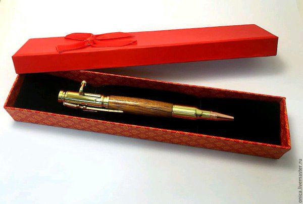 Шариковые ручки в подарок мужчине