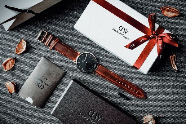 Watch Gift PNG