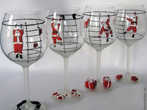 Декорированные стаканы