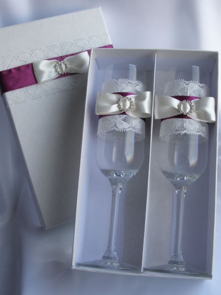 Подарочные бокалы на свадьбу
