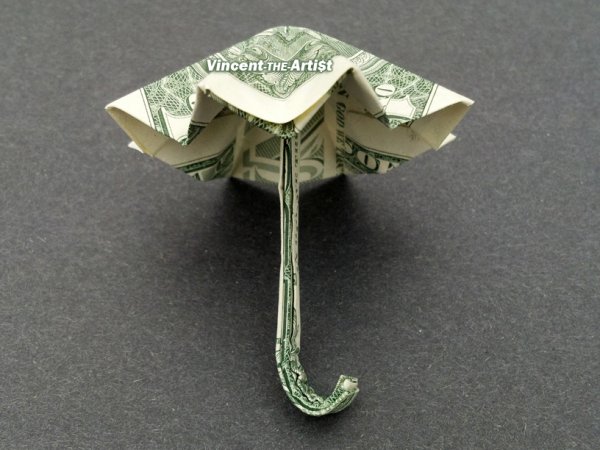Зонт в подарок женщине с деньгами
