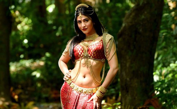 Индийская актриса Шрути Хасан