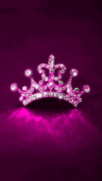 Красивая женская корона