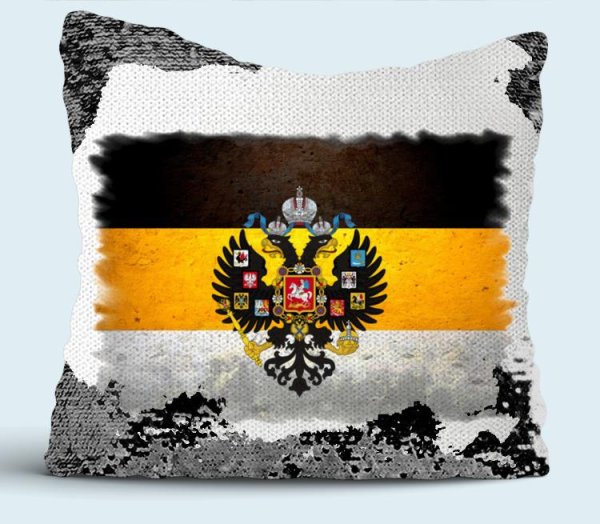Кот на фоне флага российской империи