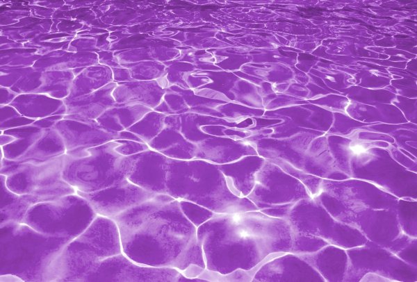 Фиолетовый бассейн