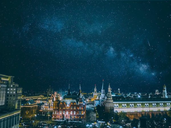 Ночное небо Москвы