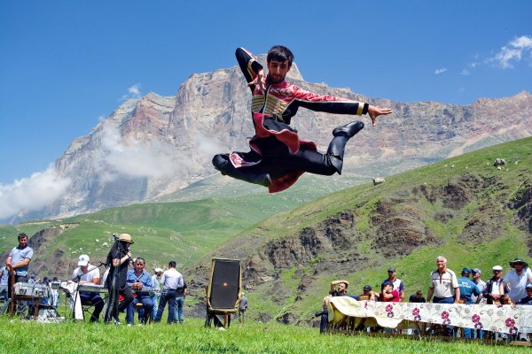 Лезгинка в горах Дагестана