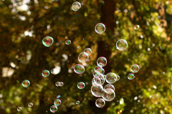 Мыльные пузыри лето