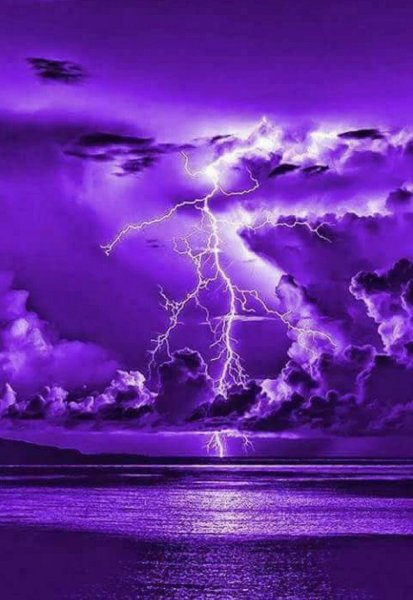 Фиолетовая молния