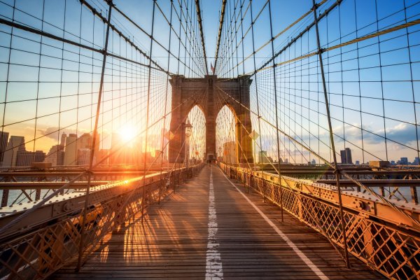 “Манхэттен бридж”. Моста в Нью Йорке