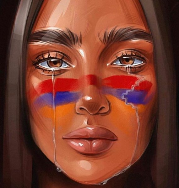 Девушка с армянским флагом