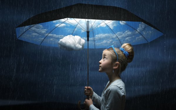 Девочка под зонтиком