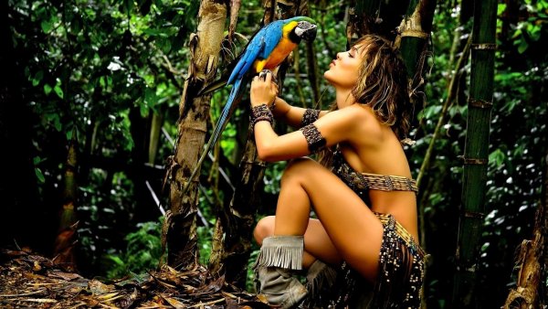 Дженнифер Лопес фотосессия Амазонка