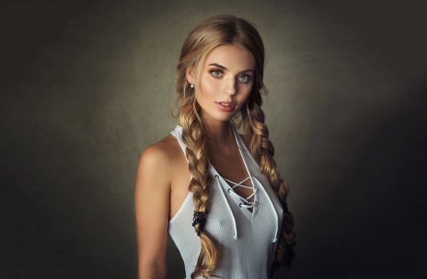 Катя Котаро модель