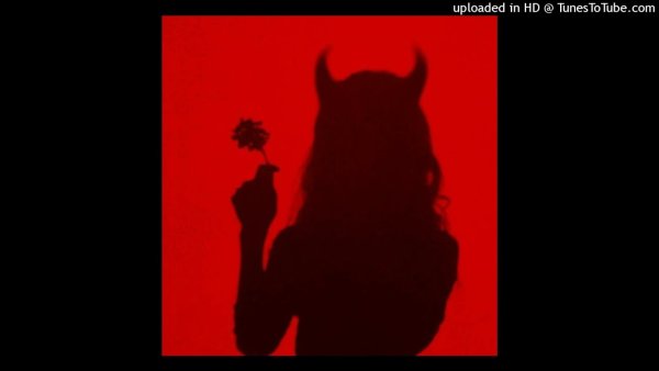 Девушка дьявол на Красном фоне