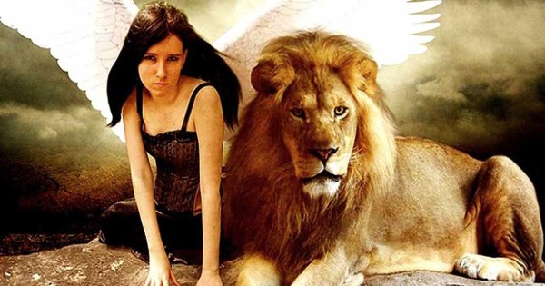 Реальные девушки со львом