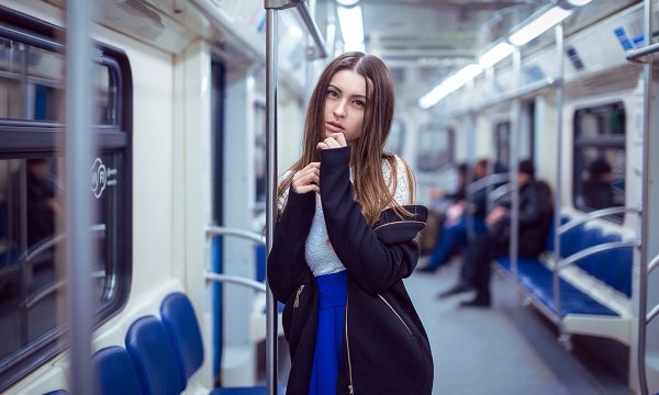 Фотосессия в метро девушка