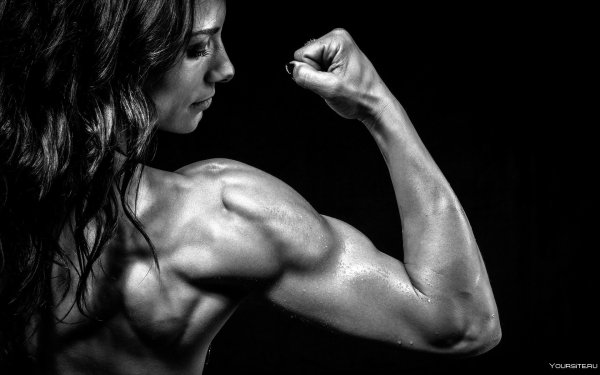 Женщина с мускулами