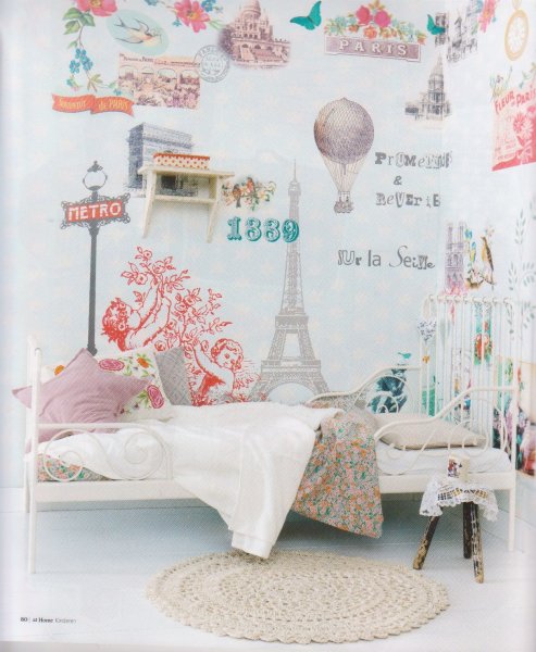 Парижский декор комнаты