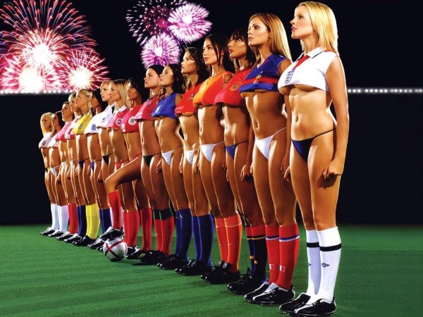 Футбольная команда девушек