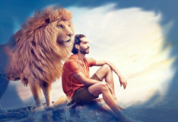 Фотосессия мужчина со львом