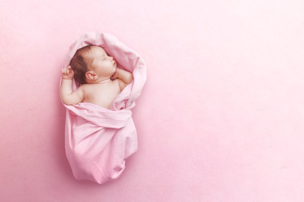 Розовый фон для малыша