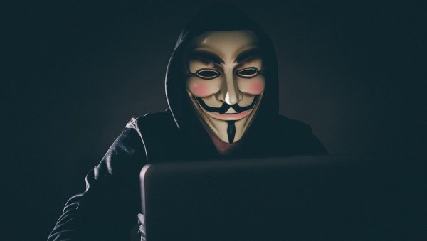 Анонимусы хакеры