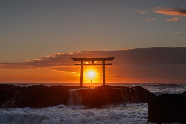 Япония тории и солнце