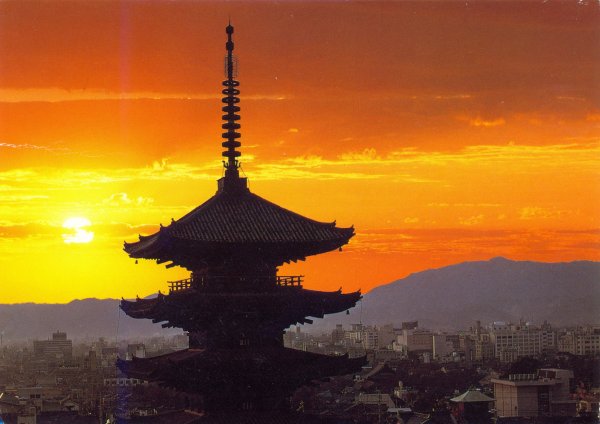 Храм восходящего солнца