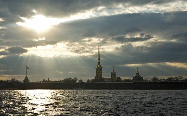 Петропавловская крепость в Санкт-Петербурге