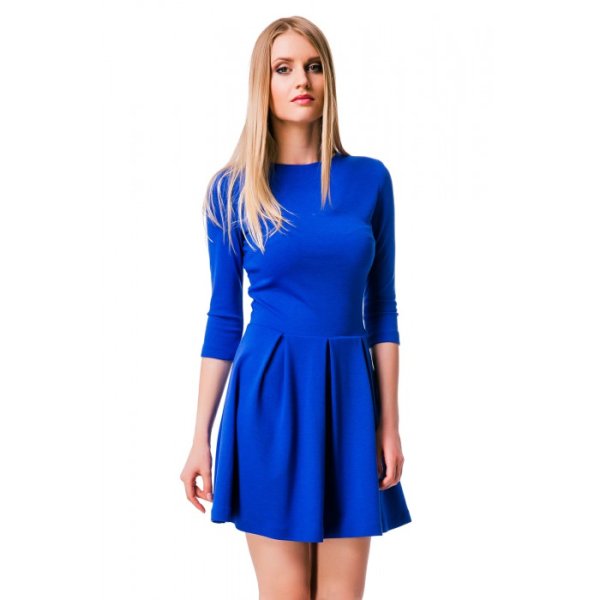 Ярко синее платье