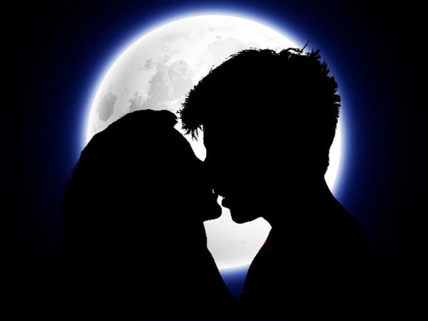 Поцелуй Луны