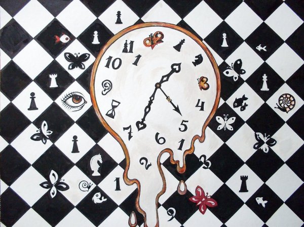 Часы в шахматном стиле