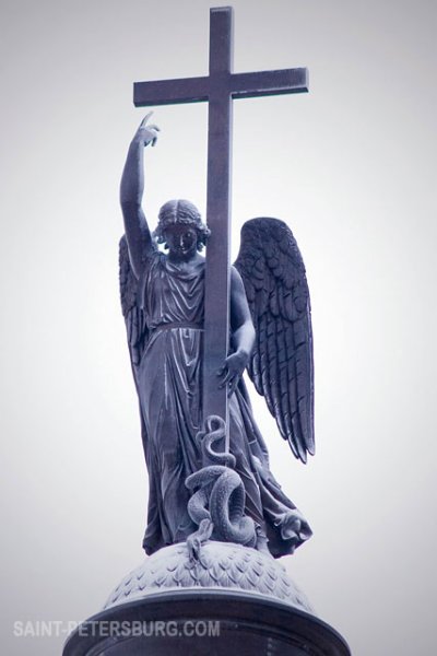Александровская колонна ангел