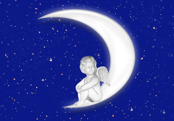 Ангелочек на Луне