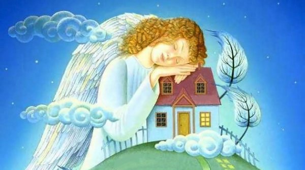 Ангел хранитель над домом