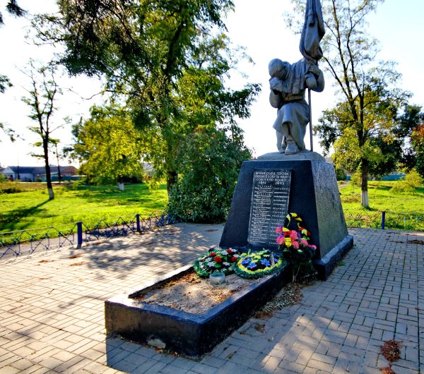 Братские могилы Ростовской области