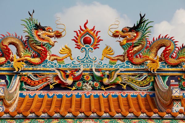 Дракон в Китае храм красного дракона