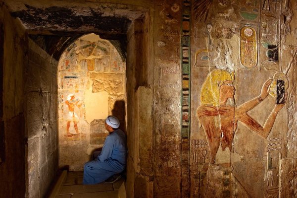 Храм Хатшепсут древнего Египта внутри
