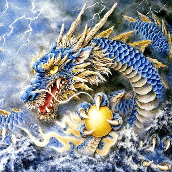 Китайский дракон с жемчужиной