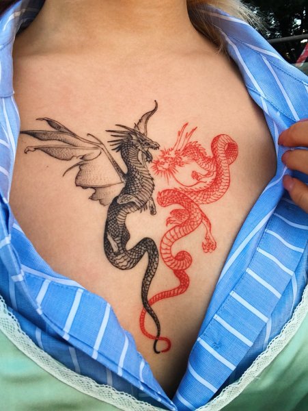 Татуировка дракончик для девушек