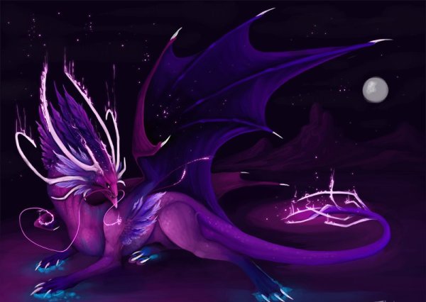 Красивый фиолетовый дракон