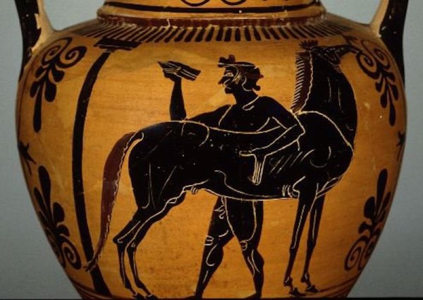 Геракл чернофигурная вазопись древней Греции