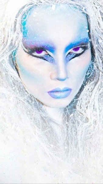 Фантазийный макияж Снежная Королева