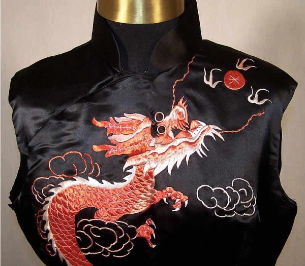 Одежда императора Китая с драконом